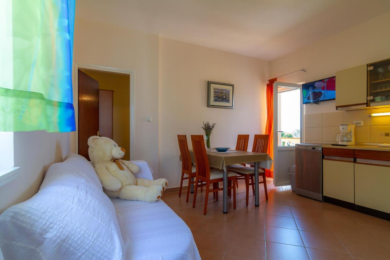 Apartman Haus Maja Banjol Kültér fotó